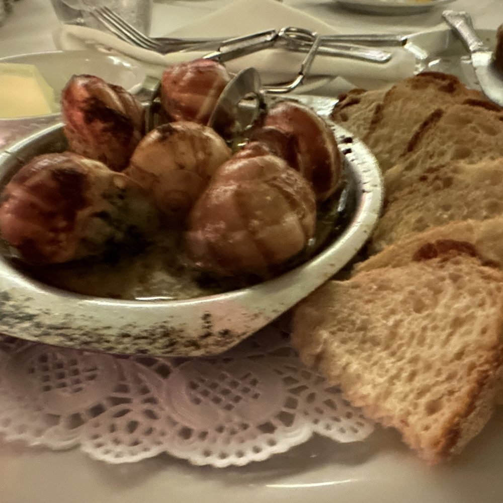 Dal Rae Restaurant - Escargot - Steakhouses Near Me - Pico Rivera, California Dal Rae Restaurant - Escargot - Steakhouses Near Me - Pico Rivera, California