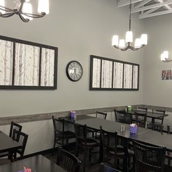 Home Plate Reataurant - Tables