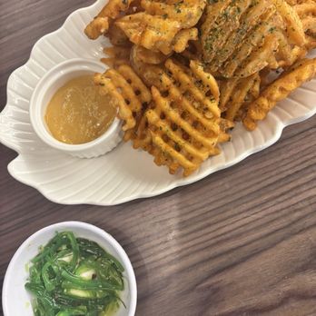 Chubby Curry - Curry fries and seaweed salad - Japanese Curry Near Me - Covina, California