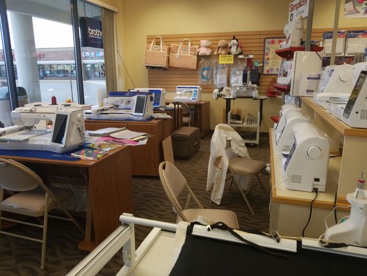 CREATIVE SEWING CENTERS - 1669 W County Rd C, Roseville, Minnesota