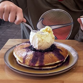Loafy Lark - Blueberry pancakes - Breakfast & Brunch Near Me - East Wareham, Massachusetts