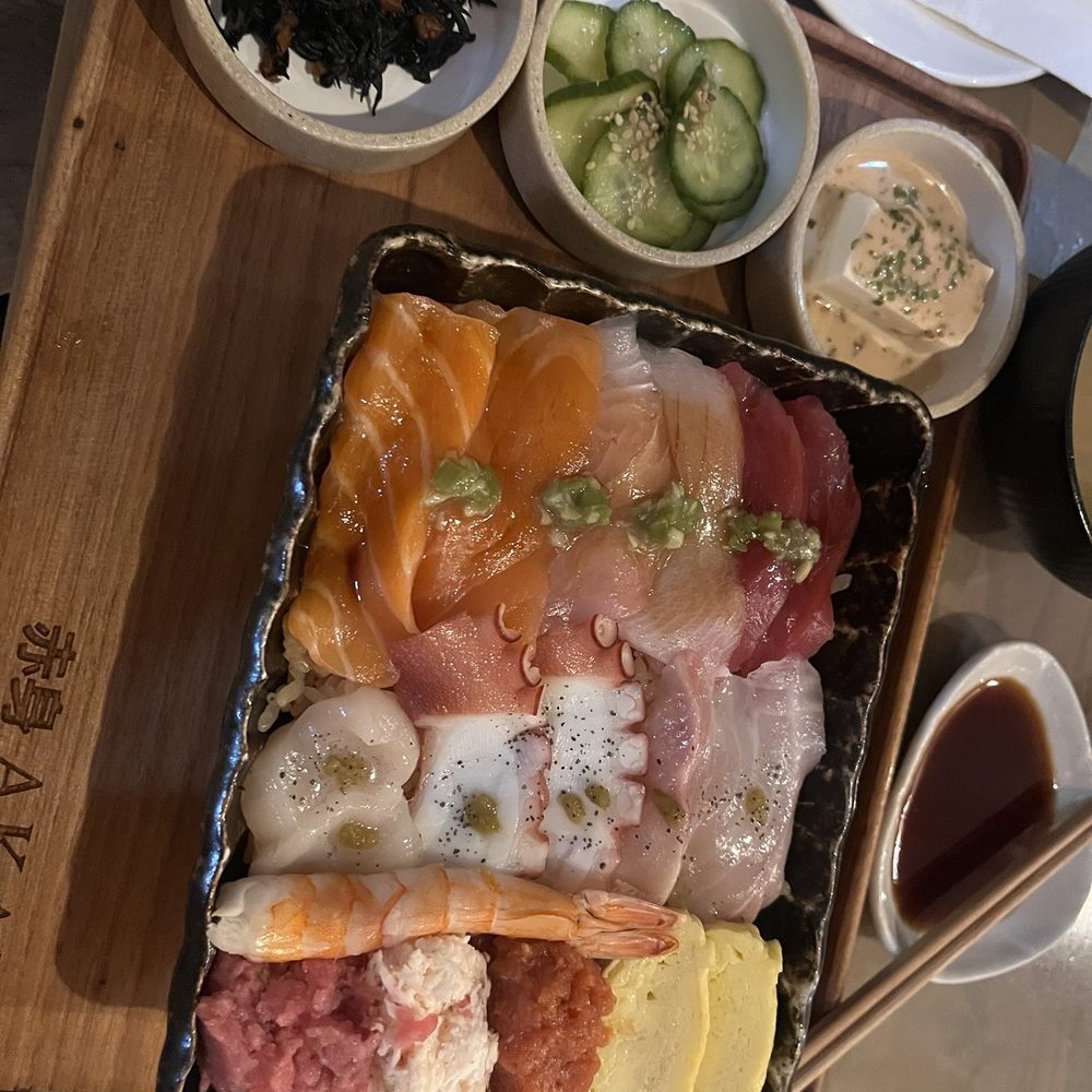 Akami Sushi - Chirashi bowl - Sushi Bars Near Me - Arcadia, California Akami Sushi - Chirashi bowl - Sushi Bars Near Me - Arcadia, California