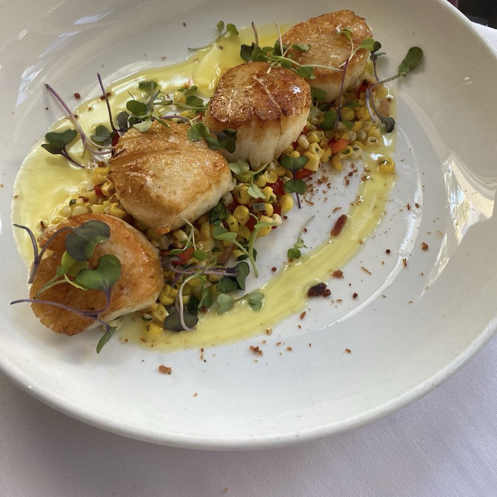 High Cotton - Scallops - Cocktail Bars Near Me - Charleston, South Carolina