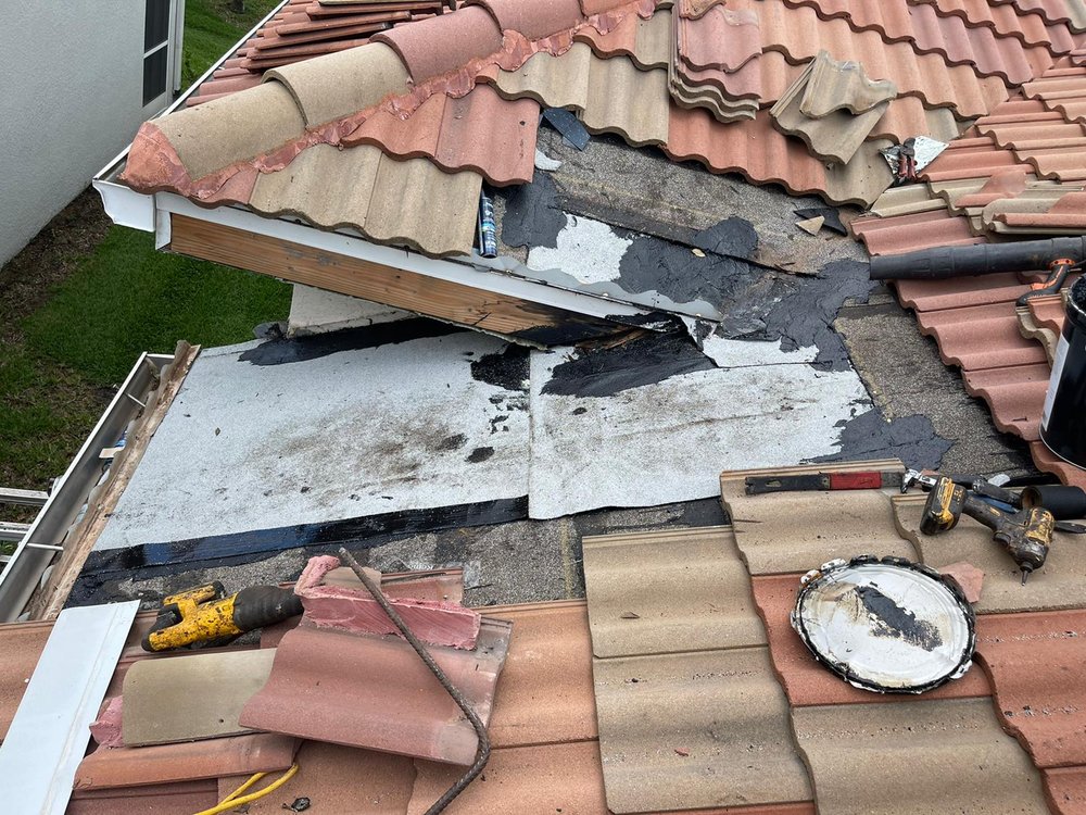 Slide of S & R Roofing Services LLC