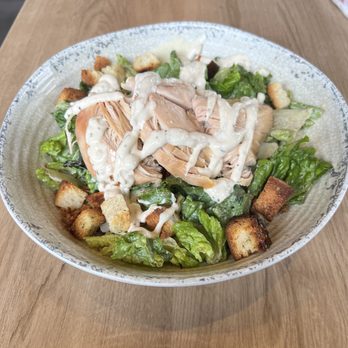St-Hubert Express - Caesar salad with chicken breast - Barbeque Near Me - Sainte-anne-de-beaupré, Quebec St-Hubert Express - Caesar salad with chicken breast - Barbeque Near Me - Sainte-anne-de-beaupré, Quebec