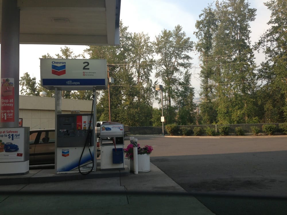 TALENT CHEVRON Updated June 2024 301 W Valley View Rd, Talent