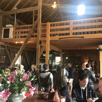 Inverness Brewing - The inside of this awesome barn. - Breweries Near Me - Monkton, Maryland