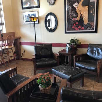 Roasters Coffee House - Coffee Roasteries Near Me - Hiawatha, Iowa