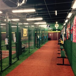 D-BAT - Lubbock - DBAT Lubbock Indoor Batting Cages