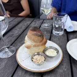 Cottonwood Restaurant & Bar - Bread and butter