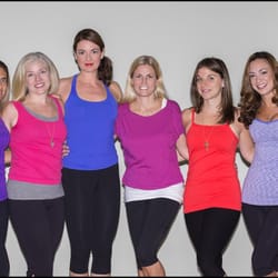 Riverstone Yoga - Group shot