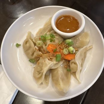 Venice Noodles - Chicken Steamed Dumplings - Noodles Near Me - Los Angeles, California Venice Noodles - Chicken Steamed Dumplings - Noodles Near Me - Los Angeles, California