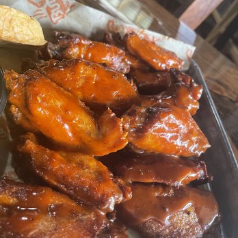 BubbaQue's - Crystal River - Wings - Barbeque Near Me - Crystal River, Florida