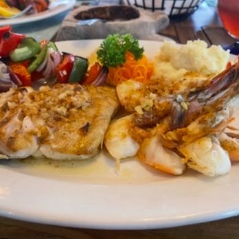 Fisherman's Landing - Seafood Near Me - Cabo San Lucas, BCS
