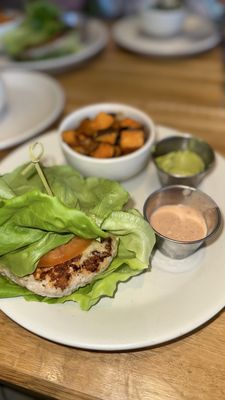 True Food Kitchen by null