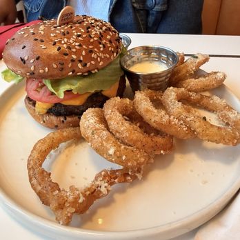 Gordon Ramsay Burger - Backyard Burger w/onion rings - Burgers Near Me - Boston, Massachusetts Gordon Ramsay Burger - Backyard Burger w/onion rings - Burgers Near Me - Boston, Massachusetts
