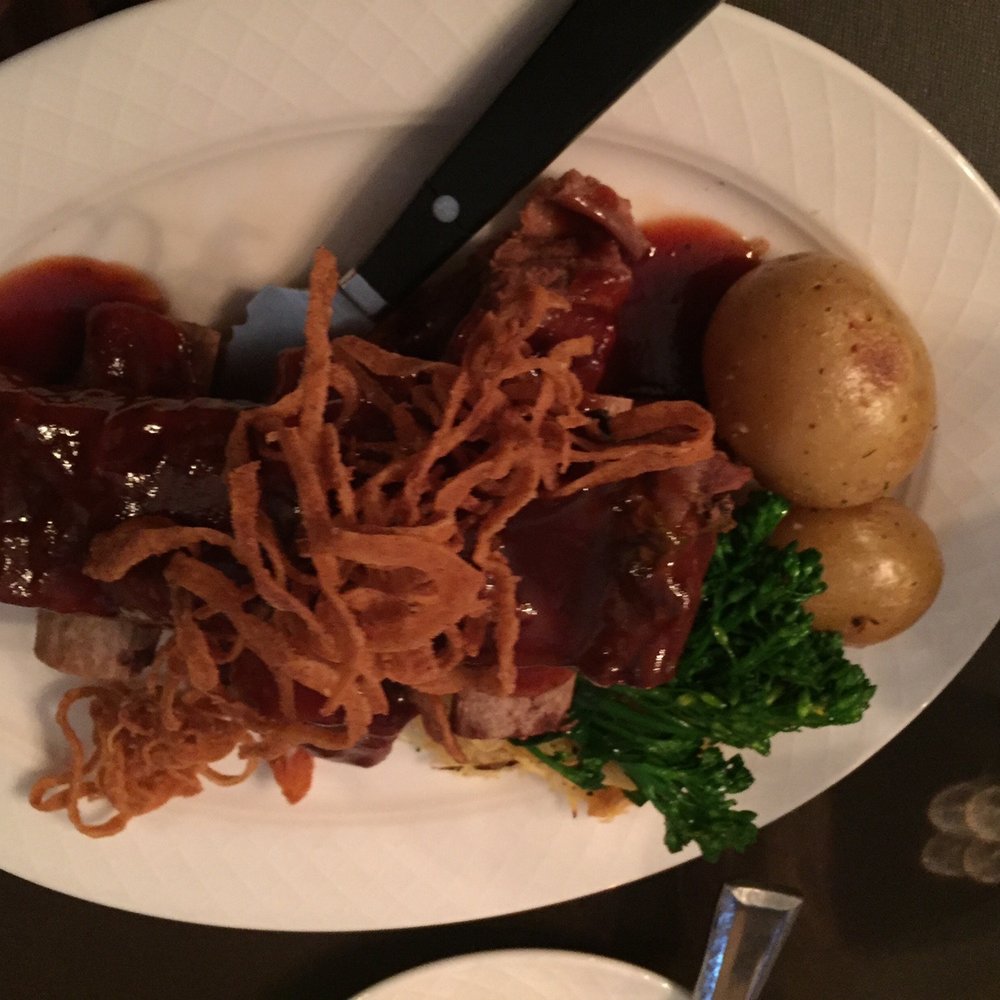Sacajawea Hotel - Short ribs - Hotels Near Me - Three Forks, Montana