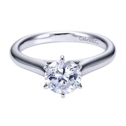 Abby's Gold & Gems - Abby's has solitaires in white gold and platinum in sizes from 3/4 ct to 3 ct in all qualities.