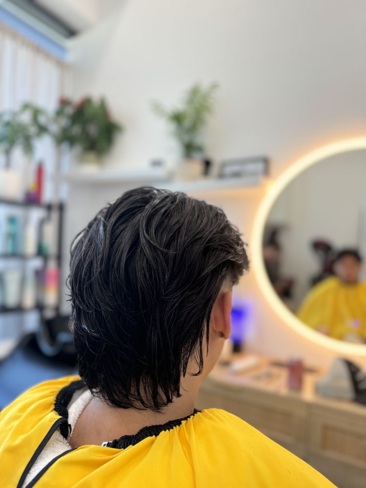 Hair Design By Jenny Logo