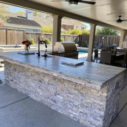 Creative Outdoor Kitchens
