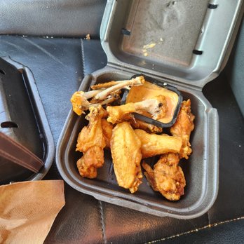 Zaxbys - Hard, crusty, dry, nasty chicken wings - Fast Food Near Me - Orangeburg, South Carolina