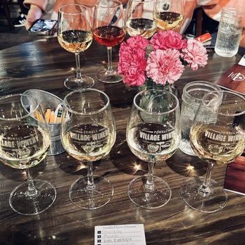 Powell Village Winery - Wine flights - Wineries Near Me - Powell, Ohio Powell Village Winery - Wine flights - Wineries Near Me - Powell, Ohio