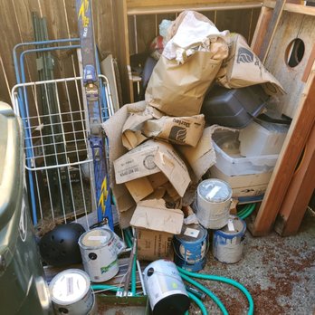 Trash Bagz Junk Removal - Before - Junk Removal & Hauling Near Me