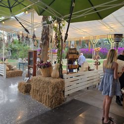 The Market by Flora Farms