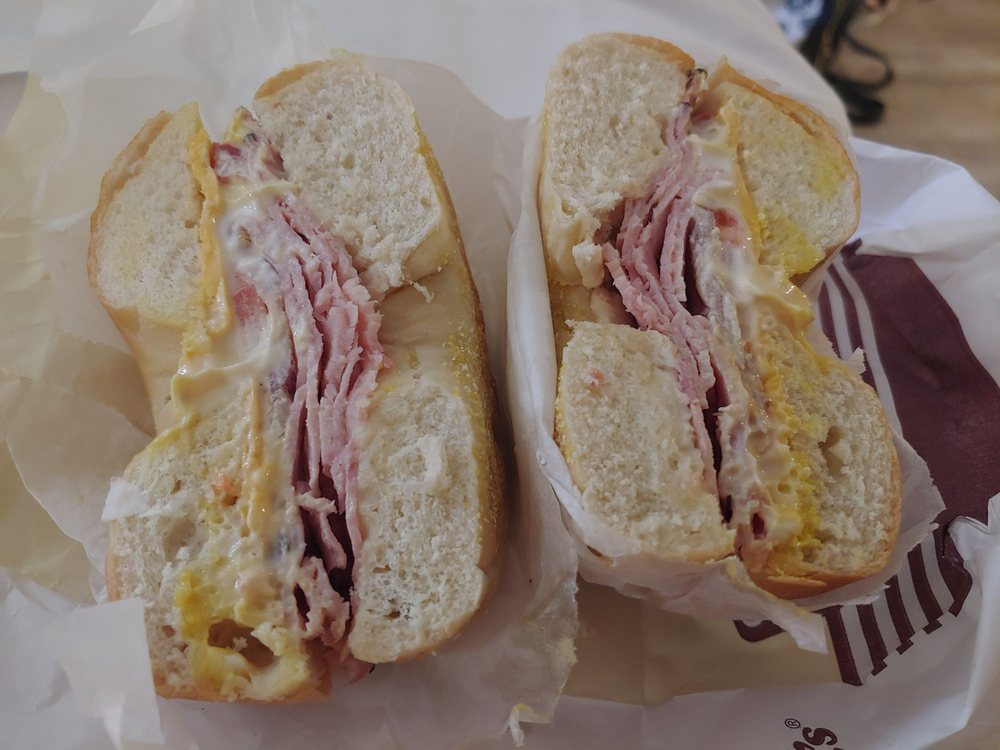 WINCHELL’S DONUT HOUSE with photos Updated August 2024 18 Photos