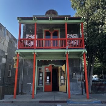 Mei Wah Beer Room - Beer Bar Near Me - Isleton, California