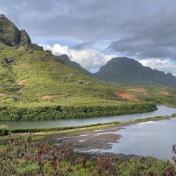 Menehune Fishpond - Nice view of the river and the pond