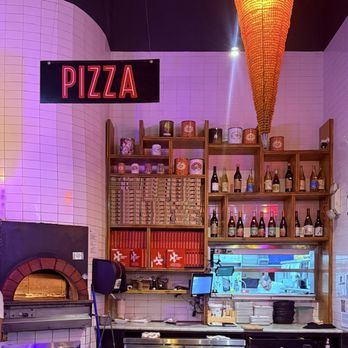 Piola - Brickell - Kitchen area - Pizza Near Me - Miami, Florida Piola - Brickell - Kitchen area - Pizza Near Me - Miami, Florida