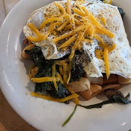 Egg, potato, spinach, mushrooms and bacon crisps make up this wonderful, flavorable bowl. Very filling.