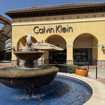 Calvin Klein - Entrance - Men's Clothing Near Me - Arvin, California