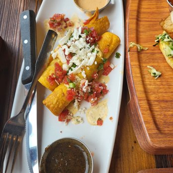 Finney's Crafthouse - Burbank - Steak tacquitos - New American Near Me - Burbank, California