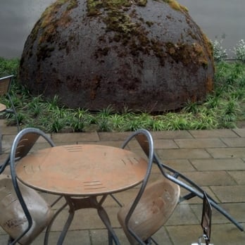 Frye Art Museum - Wet table, dry table in the museum cafe. - Art Museums Near Me - Seattle, Washington
