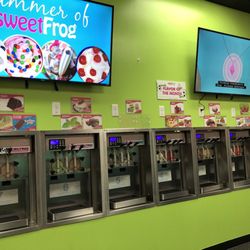 sweetFrog Premium Frozen Yogurt
