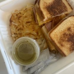 Robbie's Paradise Burgers - Breakfast Sandwich