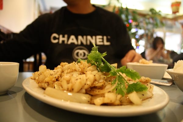 Phnom Penh Restaurant by null