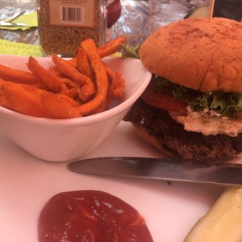 OHSO Distillery - Gluten free A-Z burger and sweet potato fries - New American Near Me - Scottsdale, Arizona OHSO Distillery - Gluten free A-Z burger and sweet potato fries - New American Near Me - Scottsdale, Arizona