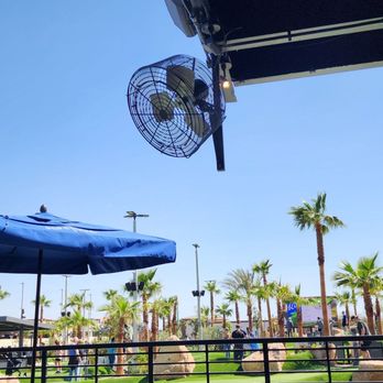 PopStroke - Mini Golf Near Me - Paradise, Nevada