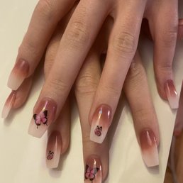 Ombré nails done by Tony Ombré nails done by Tony