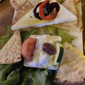 Spiro's Restaurant - Spiro's Cold Greek Platter - Mediterranean Near Me - Chesterfield, Missouri