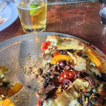 Stag Bar + Kitchen - Hippie pizza - Pizza Near Me - Newport Beach, California