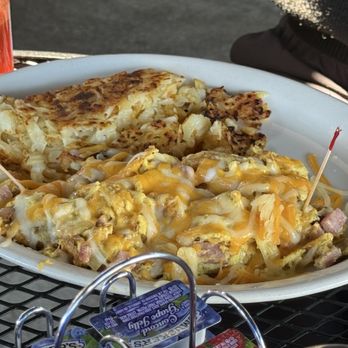 Stacks On Route 66 - DENVER OMLETTE - American Near Me - Glendora, California