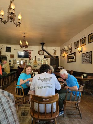 St Charles Saloon by null