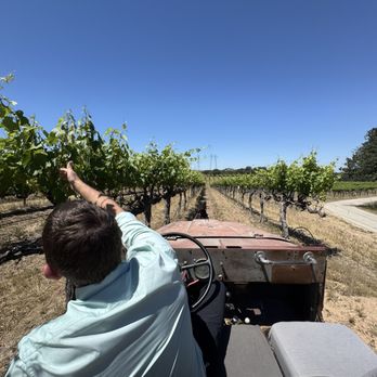 Steinbeck Vineyards & Winery - The winemaker private tour. - Wineries Near Me - Paso Robles, California Steinbeck Vineyards & Winery - The winemaker private tour. - Wineries Near Me - Paso Robles, California