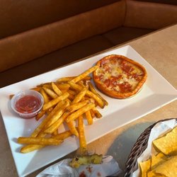 El Vaquero Mexican Restaurant - Kids Pizza for the one that did want Mexican tonight!