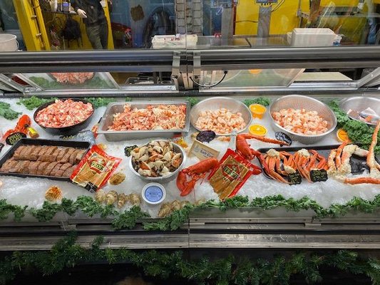 Free Range Fish & Lobster by null