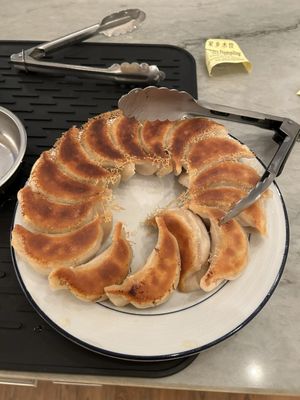 Yummy Dumpling by null